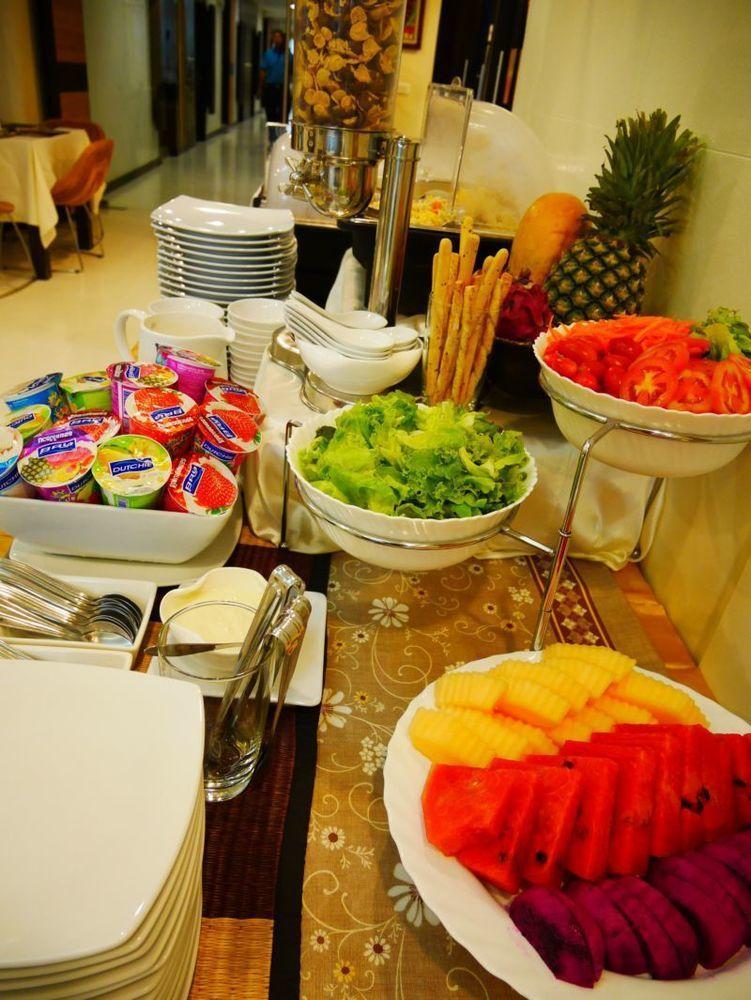 Swutel Hotel Банкок Екстериор снимка