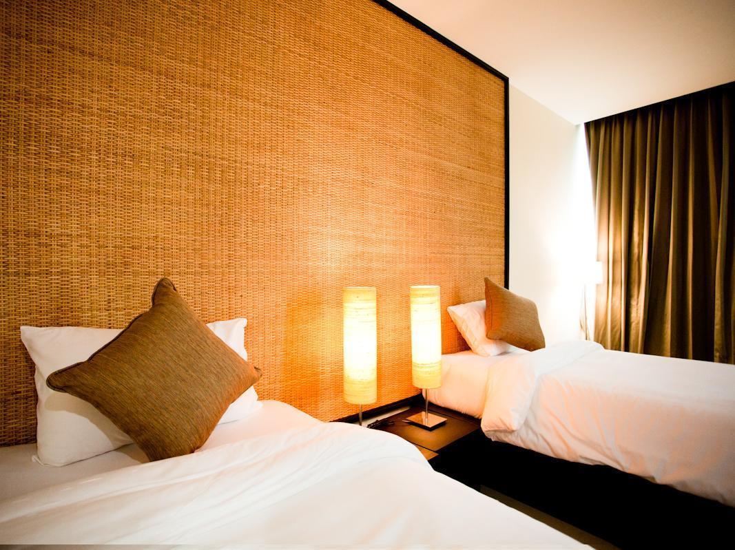 Swutel Hotel Банкок Екстериор снимка